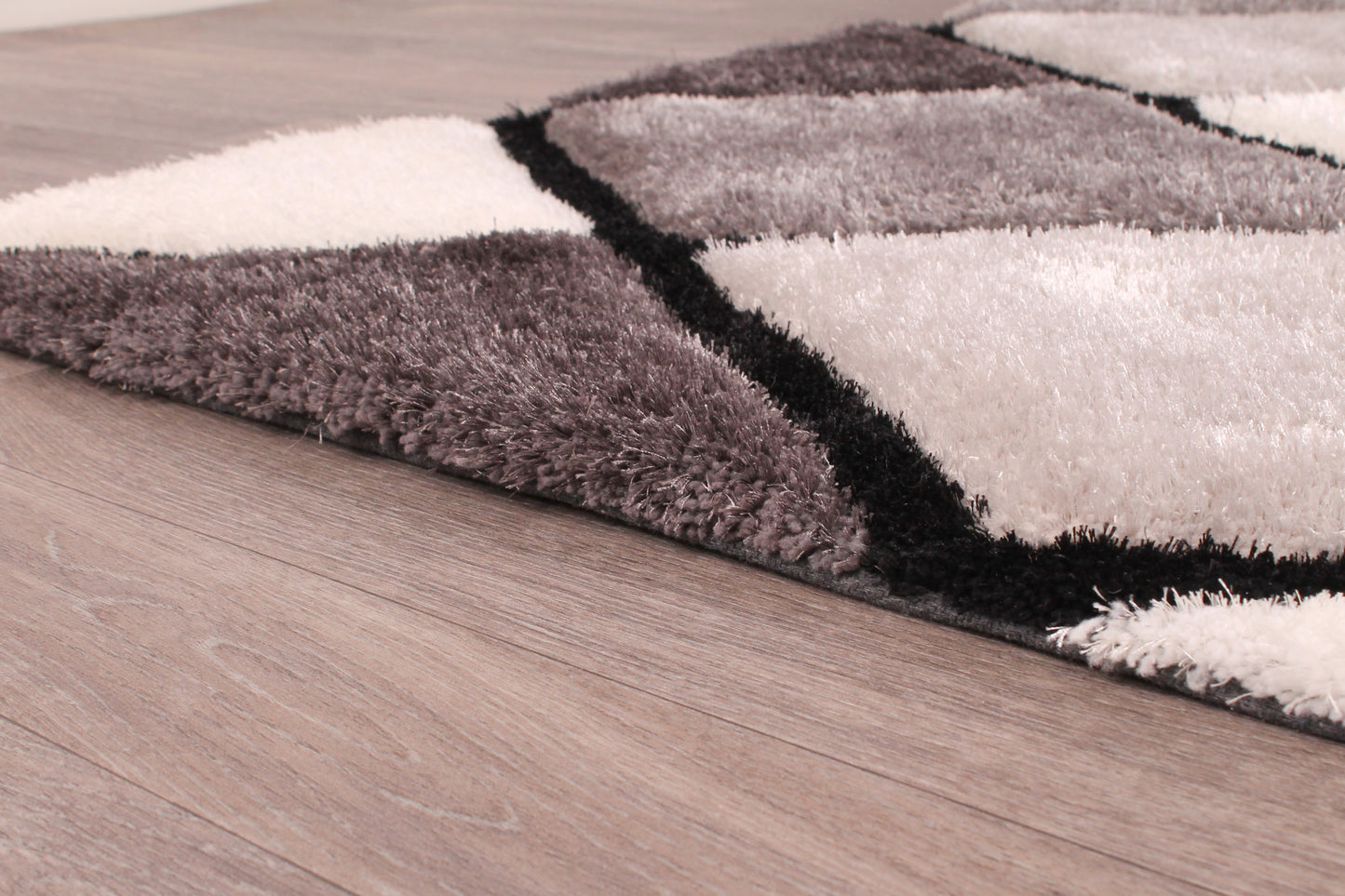 3D CARVED DIAMOND GREY