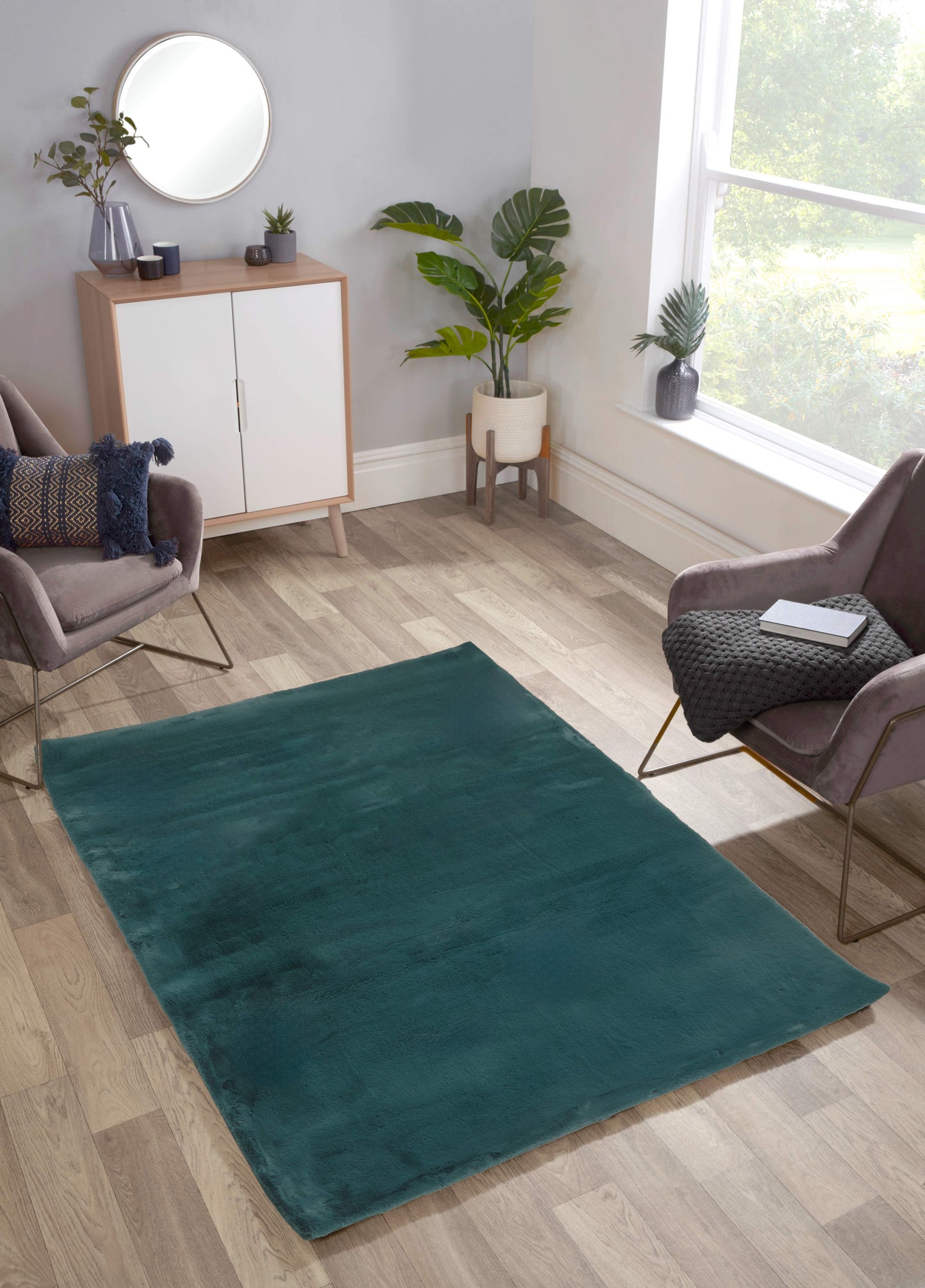 LUXE FAUX FUR RUG PLAIN FOREST GREEN