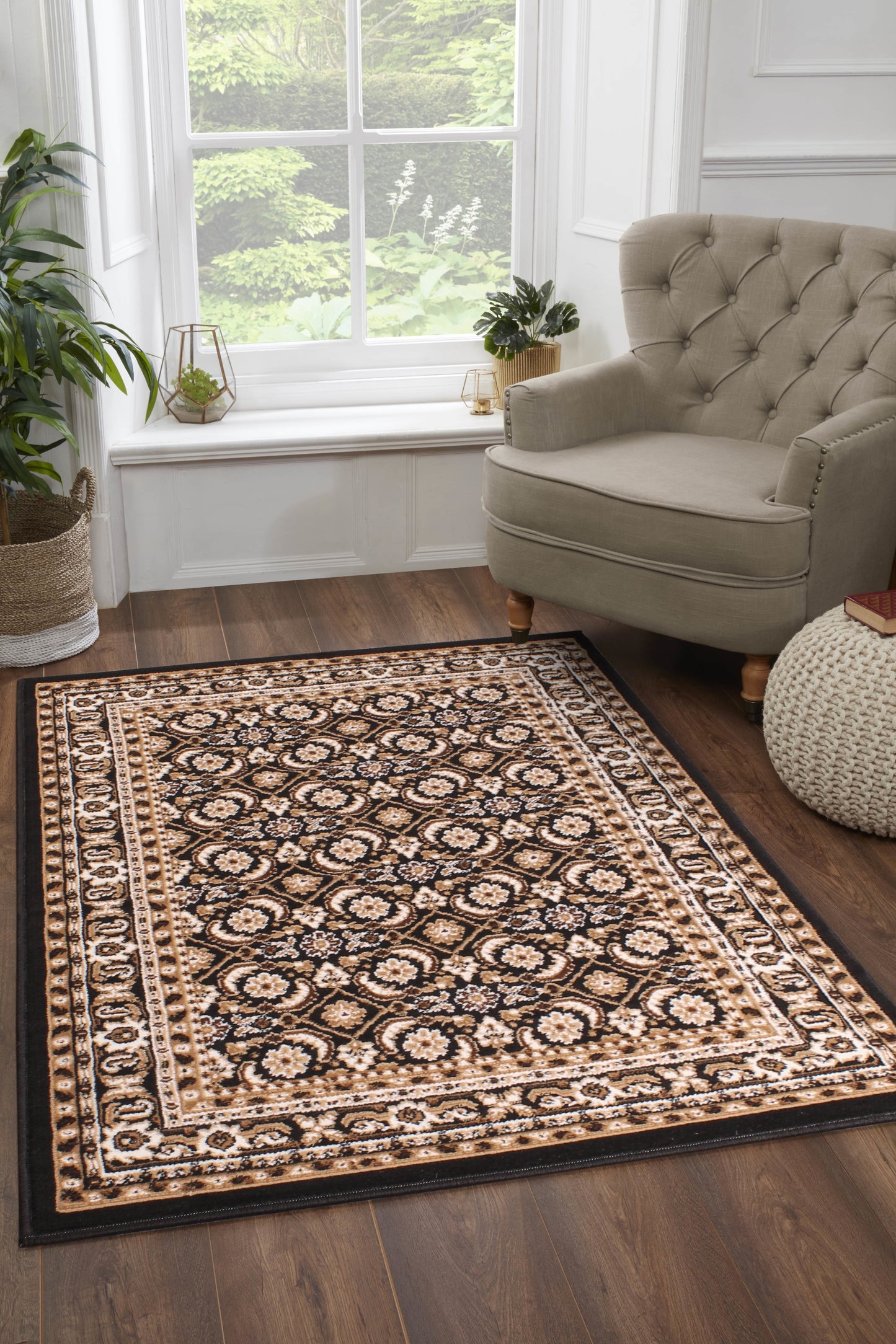 TRADITIONAL POLY ESTA BLACK